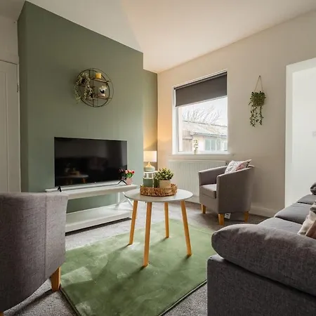 Holiday home Laburnum House By Horizon