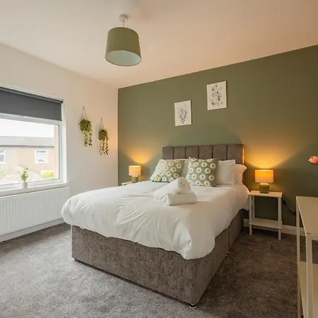 Laburnum House By Horizon Holiday home Redcar