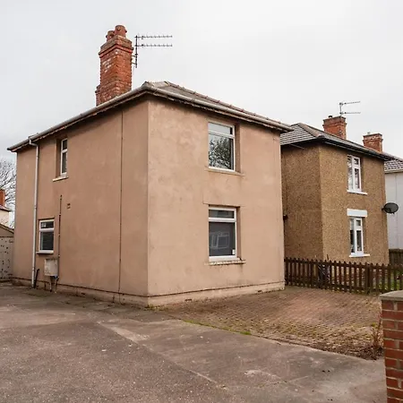Laburnum House By Horizon Holiday home Redcar